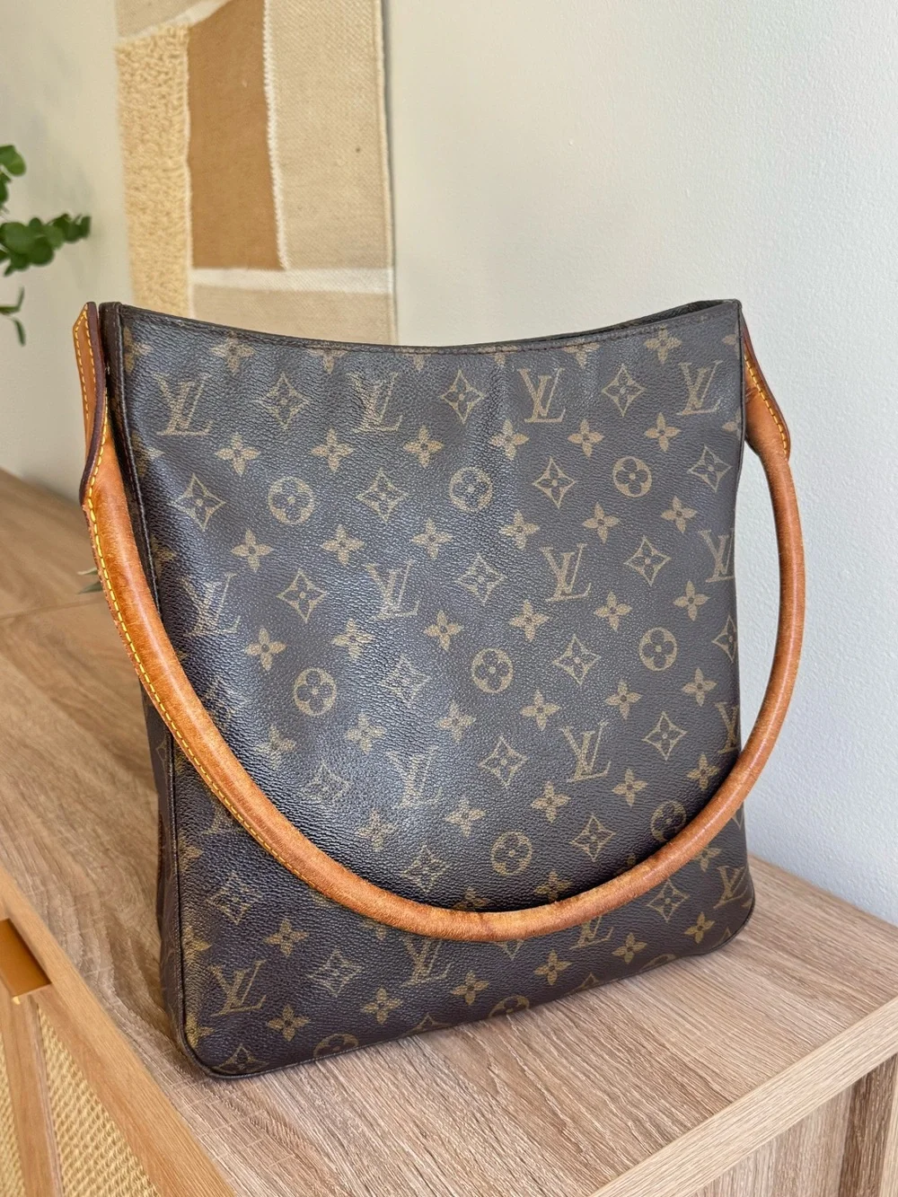 ✅AUTH✅LOUIS VUITTON LOOPING GM